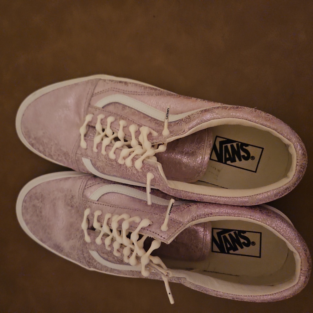Vans - Picture 3 of 4